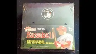 Super Short Print - 2019 Topps Heritage Pack Opening