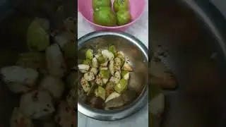 👉😋🍈ठेले वाली चाट🍈💚☝️green guava chaat🍈अमरूद की चटपटी चटकारे वाली चाट स्ट्रीटफूड ठेलेवाली घरमेअभीबनाओ