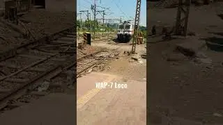 🚂WAP- 7 Locomotive🔥 spotted at LTT Pf.1  #indianrailways #wap7loco #mumbai #ltt #shorts #allinonejb