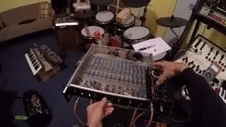 First person synth jams! EP2: Electro-reggae with an EMS 2000 vocoder