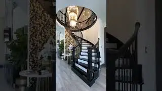 SLG Homes: Black & White Luxury Design