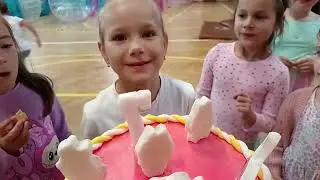 Narozeninová oslava pro Lily