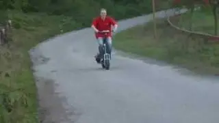 motokolobezka max r&yacute;chlost XG09
