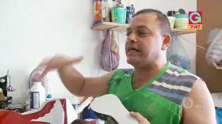 Se dedica a confeccionar zapatos de payaso