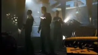 Voyager Clip | Away team boards a Hirogen Warship