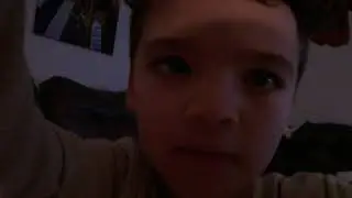 Maddox plays roblox