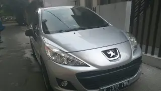 Peugeot 207 1.4 SX (2011) Start Up & In Depth Review Indonesia