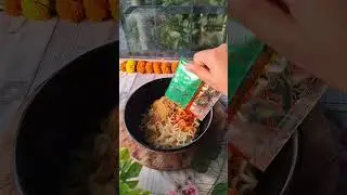 Rating Nissin Hot and Spicy Korean Veg noodles  #trendingshorts