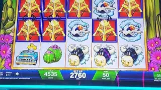 A little run on the Texas Tea. #slot #casino #gambling #winner #slotmachine #casinogirl 