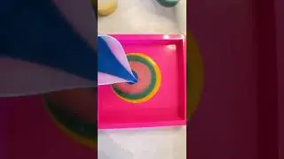 Simple Soap Swirl Technique | #SHORT | Cold Process Soap Making