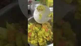 Heeng Gobhi ke sath Hari Roti #food #foodlover #foodrecipe #foody #spongebob #marriageproposals 
