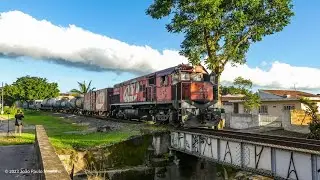 Trem Capina Qu&iacute;mica Passando no km 37 em Joinville SC LJL - 26/03/2023