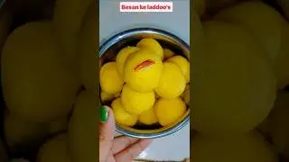 #diwalispecial #besanladdo #ladoos #jaishreeram #ganpatibappamorya #shortvideo #trendingshorts