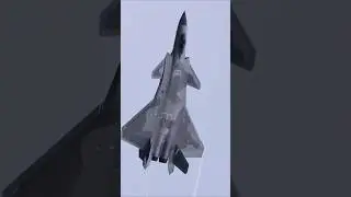 J-20 Close Up 🇨🇳 Chinese Stealth Air Superiority Fighter 🇨🇳 Chengdu J-20 Mighty Dragon Vapor Cone