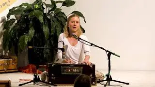 Narayana Hari Om - Satya Narayana Hari Om - Govinda Krishna Hari Om | Vishnu Kirtan | by Sarah