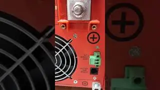 Inversores cargadore Thunderbox  como trabajan.