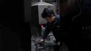 Create a Personalized Knife at a Historic Blacksmith Workshop in Kyoto #wabunka #japan #kyoto