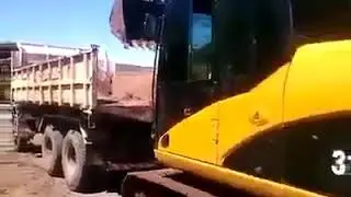 Excavator Self Loading in 1 Minute like a boss