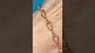 Watch how I make a copper wire teardrop link bracelet.