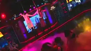 Eva y Angelica bailando The Beautiful People