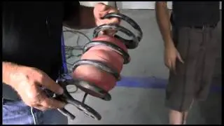 Airbagit Load leveling air spring for Toyota Sienna level the load for any weight.mp4