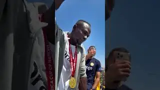 AFCON champions Senegal parades through the city in an open-top bus.    #TWRadio | #AFCON