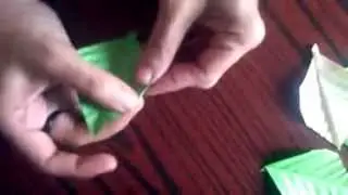 origami tutorials - how to make origami leaf