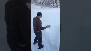 Throwing hot coffee, turns instantly to &ldquo;Ice (Coffee)Fog&rdquo;at -42. Salcha, Alaska