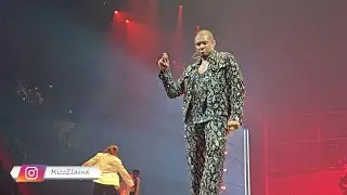 Usher UNLEASHES the MAGIC in St Louis with 