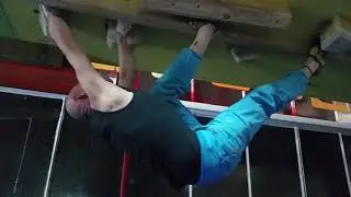 Dach Rissklettern Crackclimb Roof training