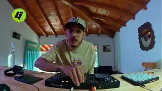 Tech House Mix 2025 by Galactic Radio | Estaci&oacute;n radial desde las monta&ntilde;as de Medell&iacute;n