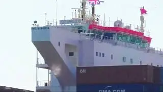 COSCO SHIPPING GALAXY 21237 TEU Enter The Port of Felixstowe UK