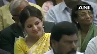 MS Dhoni-off the field ||||Akash