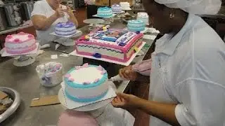 The Greatest Cake Decorating  workers  you have Ever seen -Skill does matter !