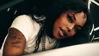 Jucee Froot &ndash; WAR (Official Audio / Video Visualizer)