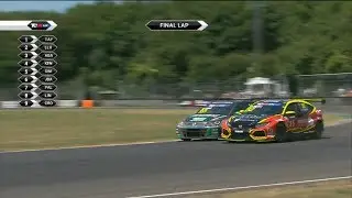 TCR UK Series 2018. Race 1 Castle Combe Circuit. Final Lap