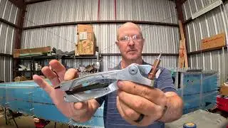 Latching Pliers for temporary fasteners (Clecos)
