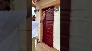 Spraying Garage Doors Automatically with Paint Sprayers for Professional House Painters