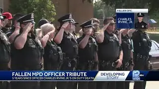 Milwaukee police hold roll call at scene of officer's death 5 years ago