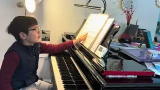 Little boy teaches you a Haydn sonata XVI 27宝宝教你弹琴