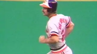 1983 WS Gm5: Dempsey hits solo shot in the 2nd