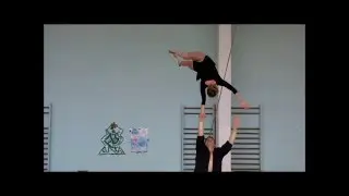 Duo M&M - Acrobatic hand to hand balance act - Adagio