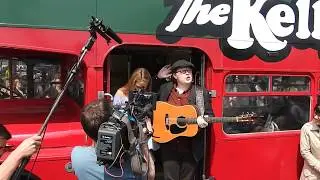 Kelly Family Comeback (Privat am Bus mit Angelo)