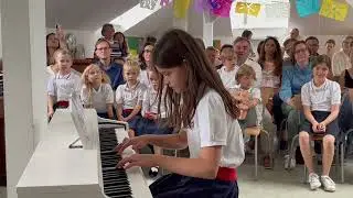 A piano concert by Warsaw Montessori School and Warsaw Montessori Middle School 2022.