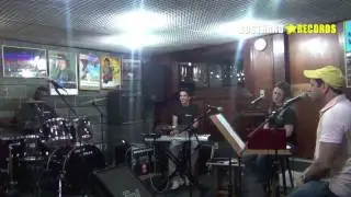 Maestro Rosthand preparando a equipe para Show do Claudio Noam