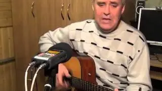 Август