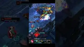 Enemy Taliyah Helped Me Ace Her Team!😂| LOL Moments | #shorts #highlights #leagueoflegends  #funny