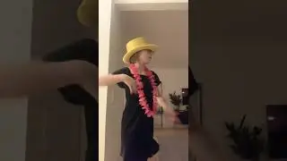 Mello #music #automobile #cover #dance #cute #challenge #fun #funny #dancechallenge #christmas