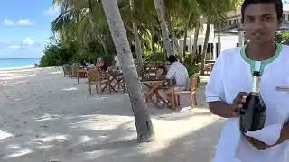 Raffles Maldives Meradhoo Resort | Thari Easy-going, all-day restaurant | champagne breakfast.