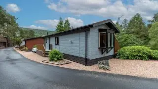L16 Otter, River Tilt Park, Bridge of Tilt, PH18 5TE